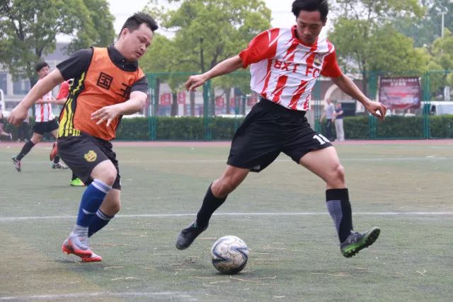 湖人官宣又签一名后卫 上赛季战湖人狂砍23+17